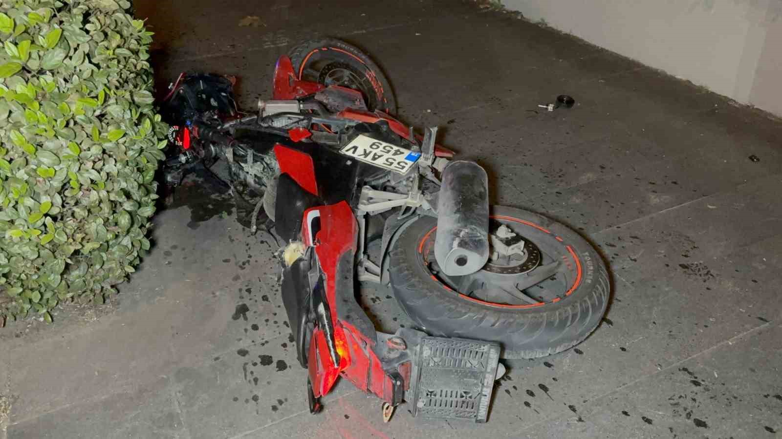 Samsun’da motosiklet yayaya çarptı: 3 kişi ağır yaralandı 6 samsunda motosiklet yayaya carpti 3 kisi agir yaralandi 2 EHnj9vGK