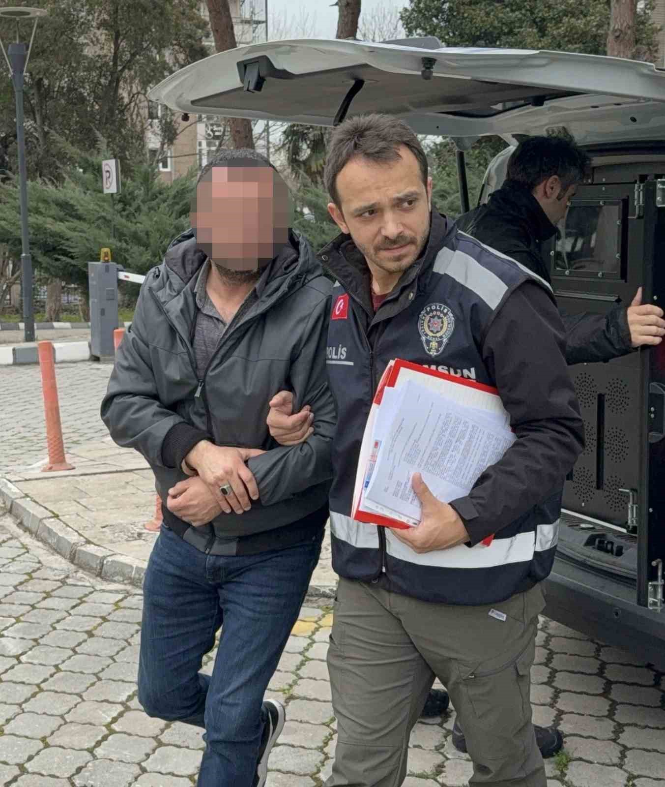 samsunda olumlu kazaya karisan minibus surucusu tutuklandi 2 kOmMleCL