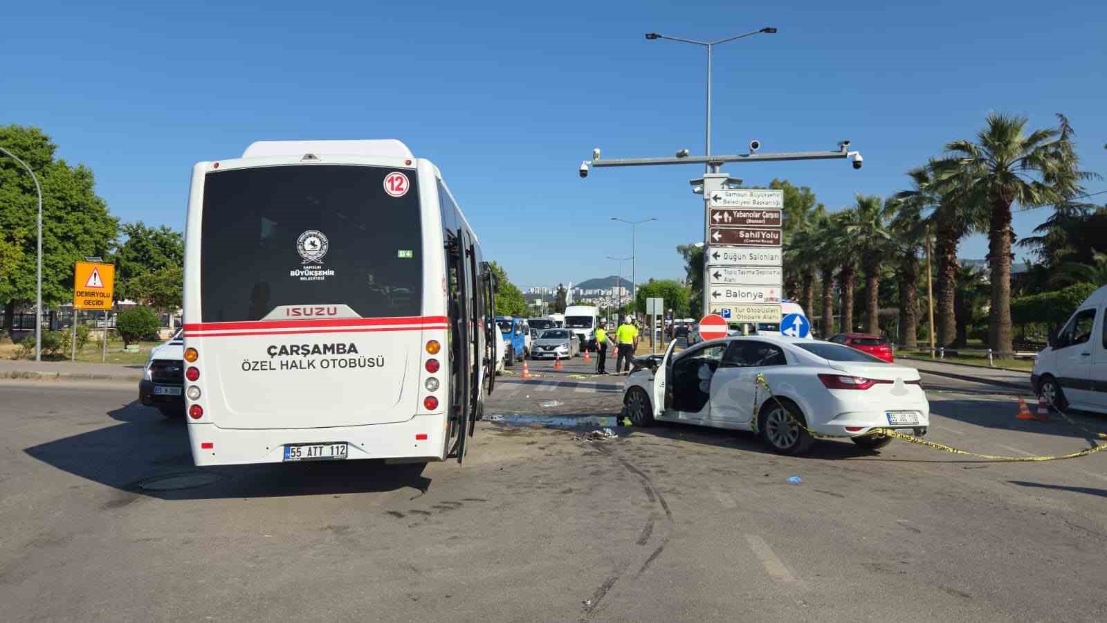 samsunda otomobil ile halk otobusu carpisti 7 yarali 5 EOKCVPKP
