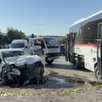 samsunda-otomobil-ile-halk-otobusu-carpisti-7-yarali-a7ztUYum.jpg