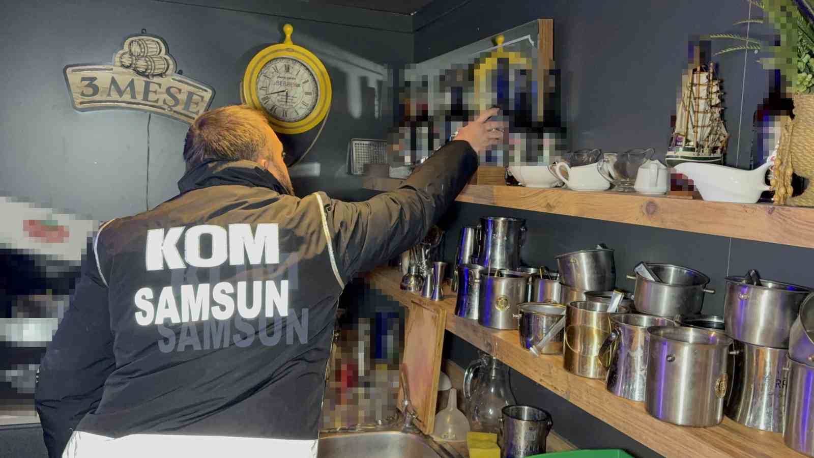 samsunda polis yilbasi oncesi sahte ve kacak icki denetimi yapti 3