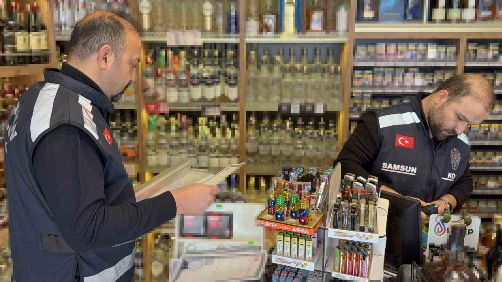samsunda polis yilbasi oncesi sahte ve kacak icki denetimi yapti 7 QS2VIUO7