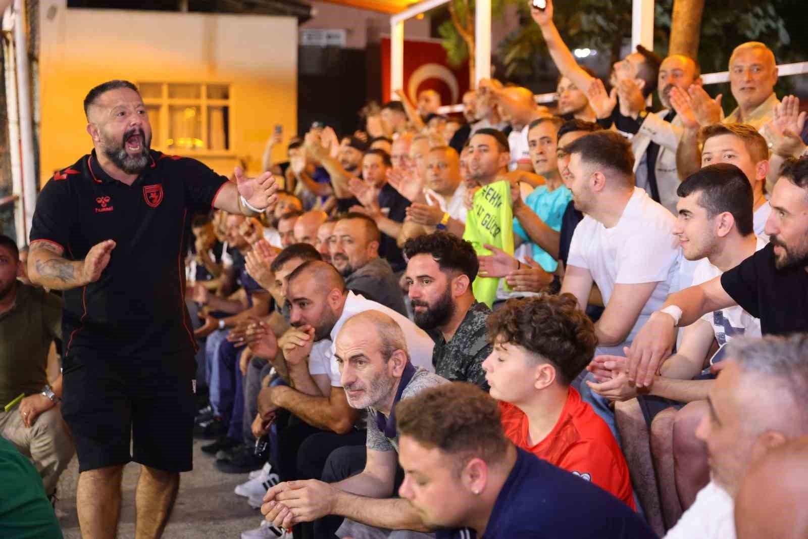 Samsun’da Şehitlere Saygı ve Vefa Futbol Turnuvası 5 samsunda sehitlere saygi ve vefa futbol turnuvasi 1 lZW7EQbD