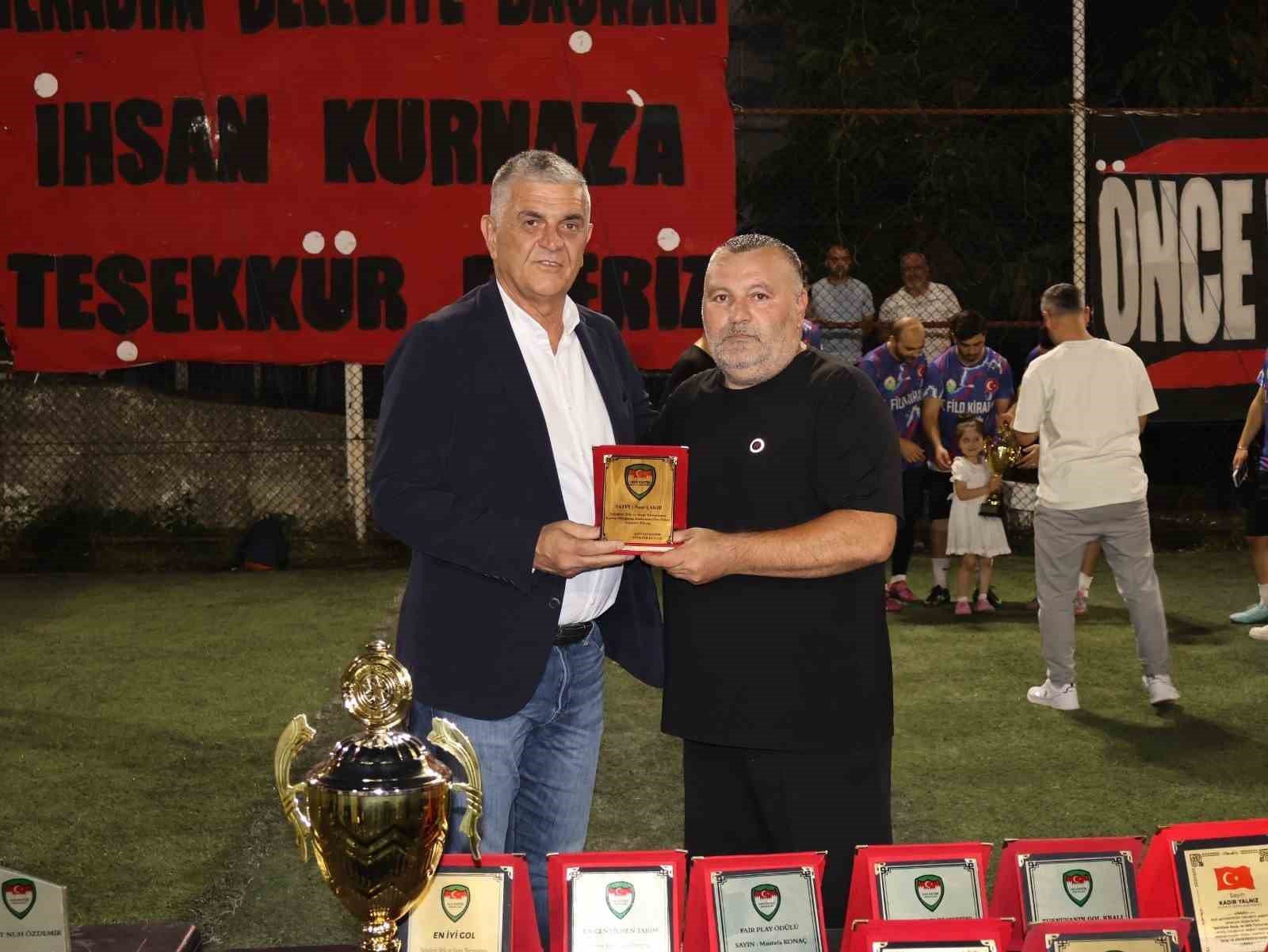 Samsun’da Şehitlere Saygı ve Vefa Futbol Turnuvası 6 samsunda sehitlere saygi ve vefa futbol turnuvasi 2 HzMTmIqT
