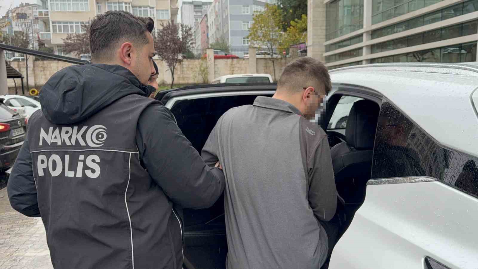 samsunda sentetik ecza operasyonu 1 kisi tutuklandi 1