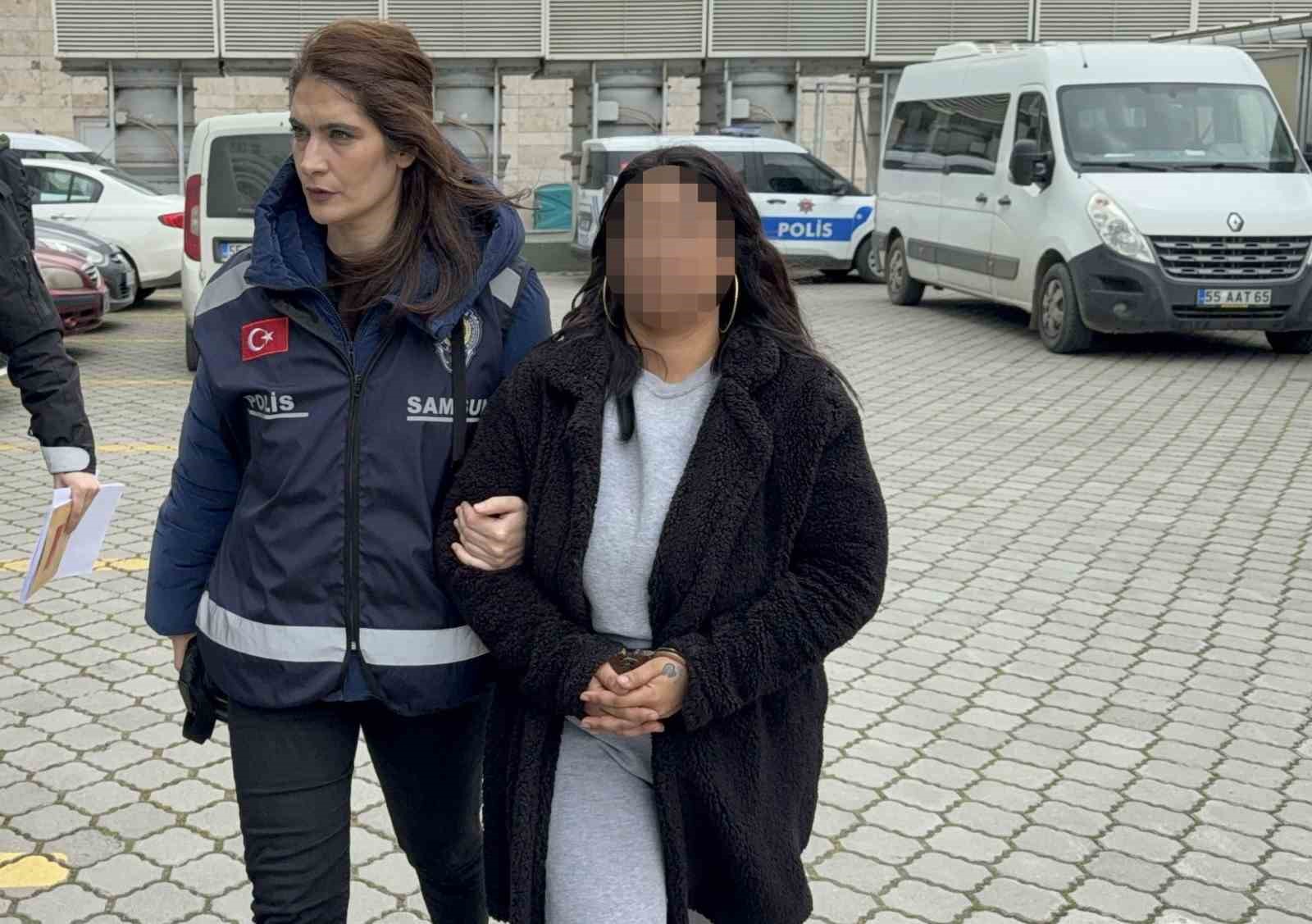 samsunda sinifi basan kadin veliye adli kontrol 0 AEA2TP3M