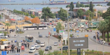 samsunda-tasit-sayisi-bir-yilda-40-bin-artti-LfQOzzLK.jpg