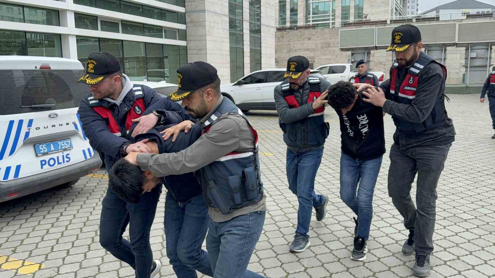 Samsun’da Tik Tok canlı yayınında terör propagandası yapan 2 inşaat işçisi adliyeye sevk edildi 5 samsunda tik tok canli yayininda teror propagandasi yapan 2 insaat iscisi adliyeye sevk edildi vIaMMnHe