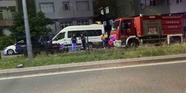 samsunda-tofas-arac-park-halindeki-araclara-carpti-2si-agir-3-yarali-Y9jXY5JU.jpg