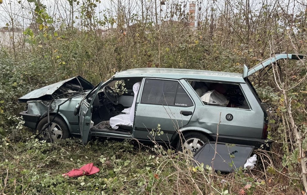 samsunda trafik kazasi 4 yarali 0 a9XPsDWy