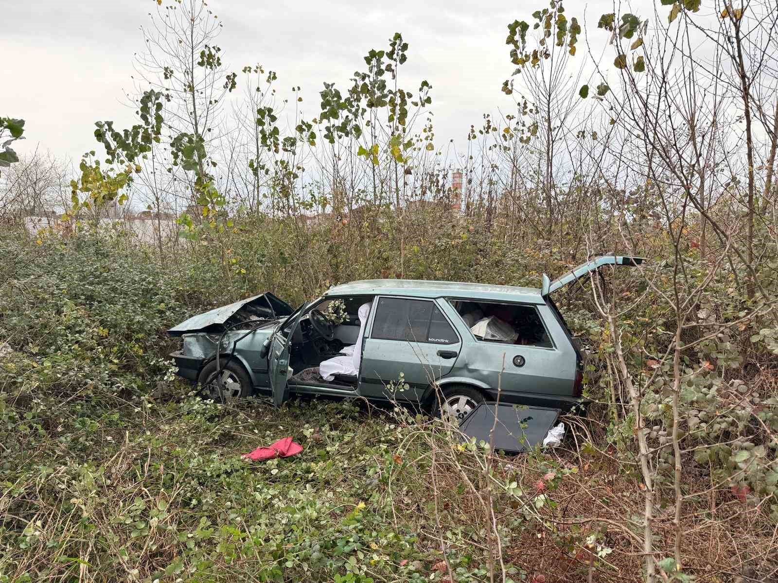 samsunda trafik kazasi 4 yarali 1 QzyLy99W