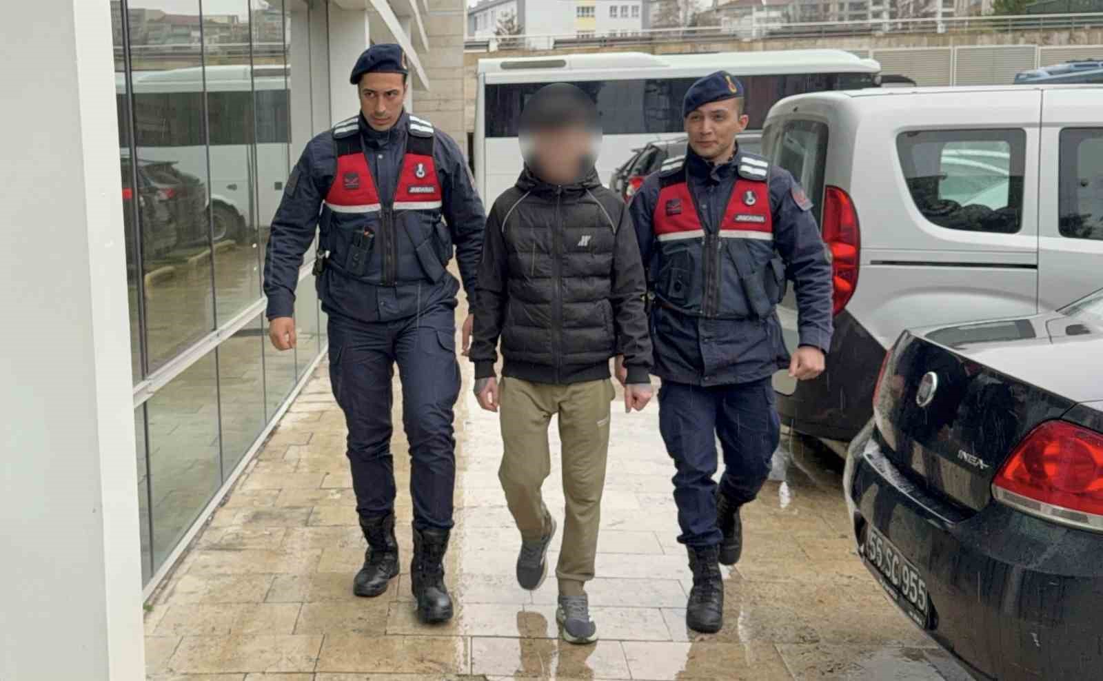 samsunda uyusturucu hapla yakalanan 17 yasindaki cocuk tutuklandi 1 WTemJZDm