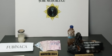 samsunda-uyusturucu-operasyonu-1-gozalti-QgAltBCw.jpg