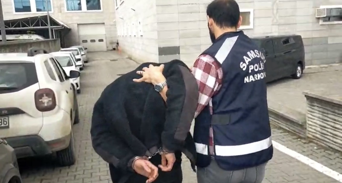 samsunda uyusturucu suclarindan aranan 3 hukumlu yakalandi 0 vEIZHOaz