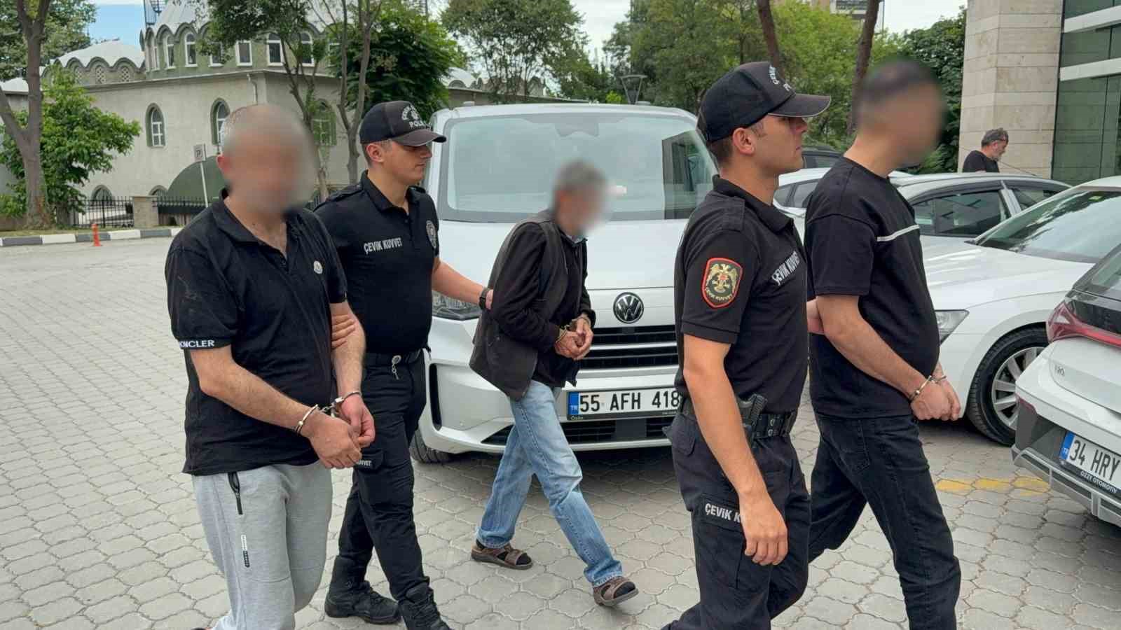 Samsun’da uyuşturucu şüphelileri adliyede 4 samsunda uyusturucu suphelileri adliyede 0 lcR2yq6P