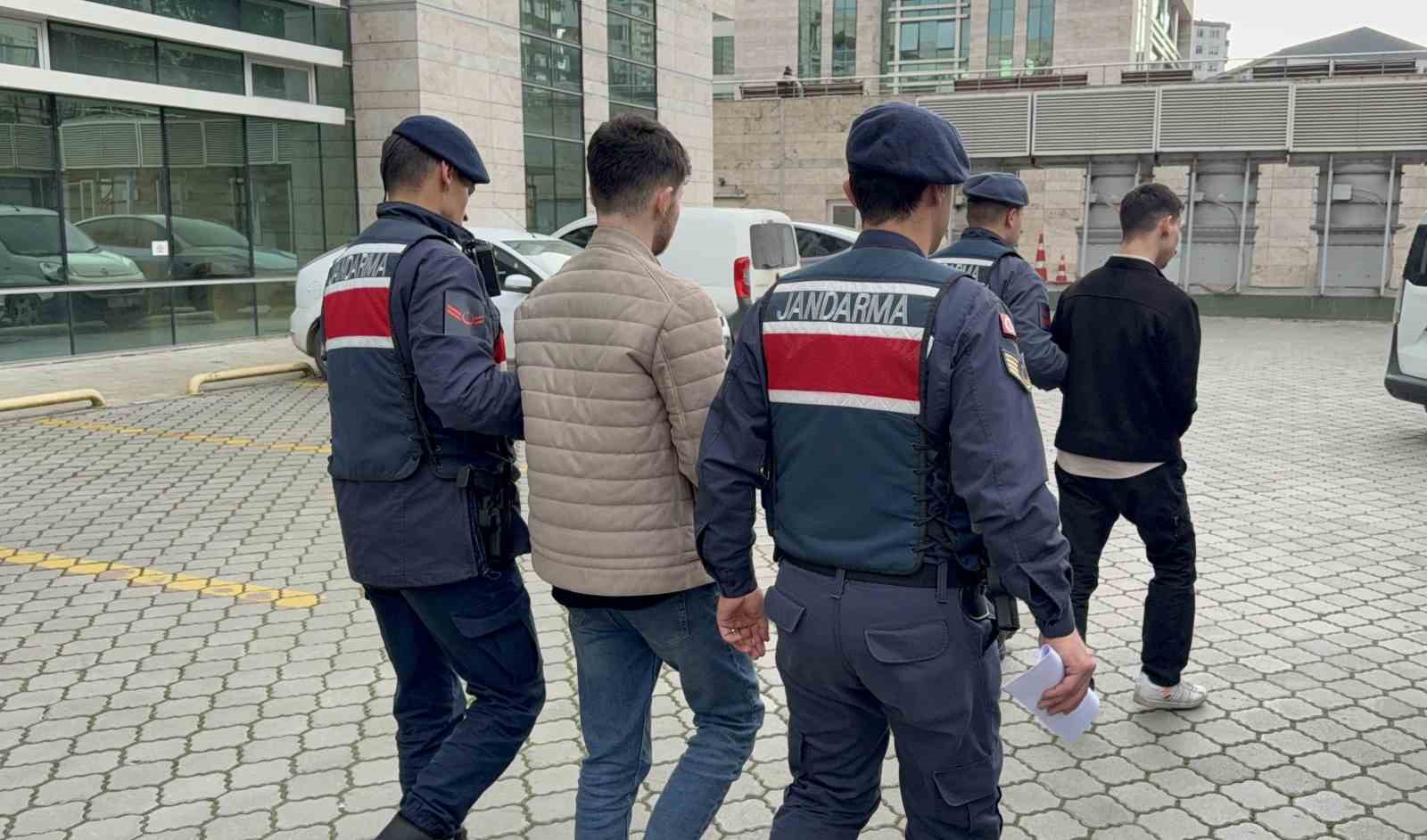 samsunda uyusturucu ticaretinden tutuklandilar 3 WOIka6uj