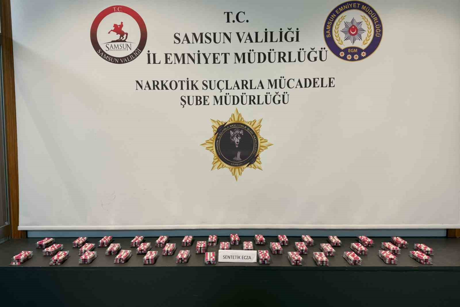 samsunda uyusturucu ticaretine darbe 7 supheli yakalandi 1 CwpEvtUV