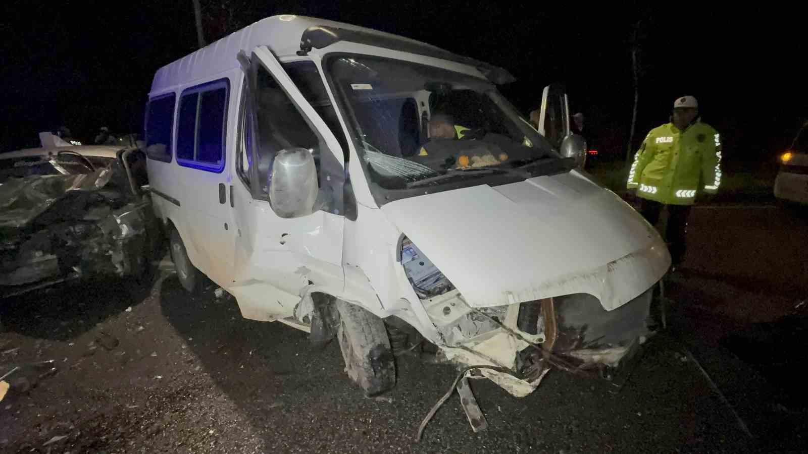 samsunda zincirleme trafik kazasi 6 yarali 4 YJLTDll2