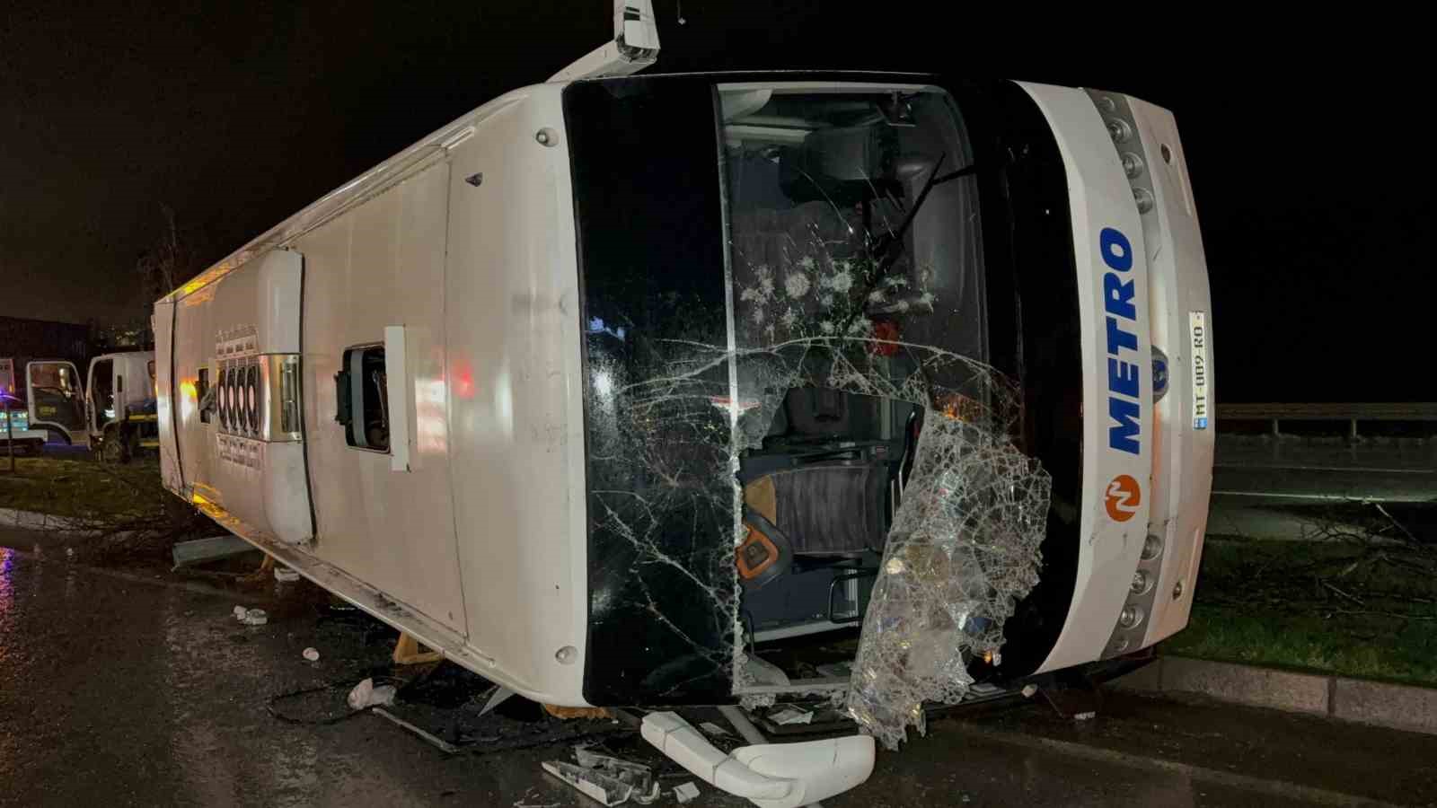 samsundaki otobus kazasinda yarali sayisi 7ye cikti 1 dR4dUI6s
