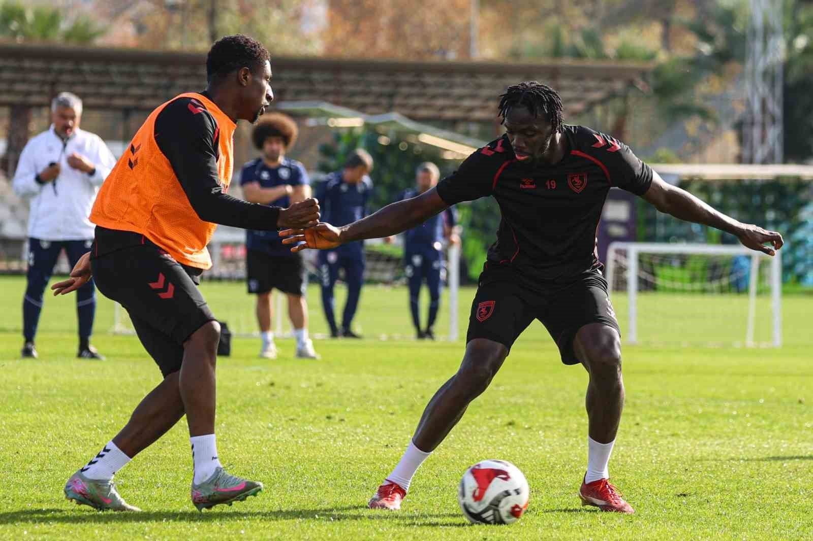 samsunspor besiktas macinin hazirliklarini tamamladi 2 u3CVkmBi