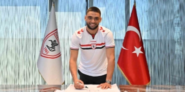 samsunspor-bilal-bayaziti-kadrosuna-katti-UsGTqDpg.jpg