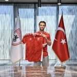 samsunspor-elliot-watti-4-yilligina-kadrosuna-katti-jkMxzIu8.jpg