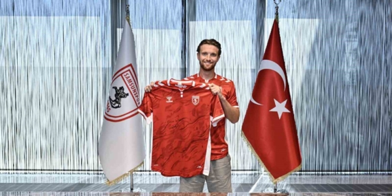 Samsunspor, Elliot Watt’ı 4 yıllığına kadrosuna kattı