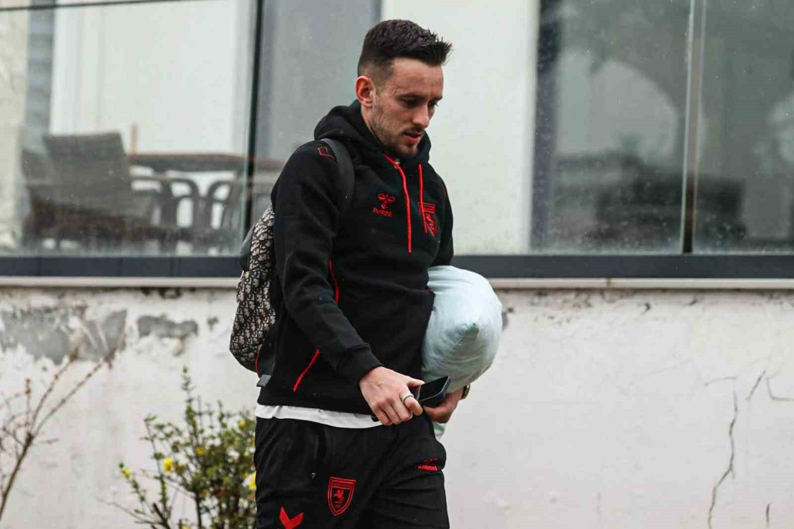 samsunspor erteleme maci icin rizeye gitti 5 3at9LOXl