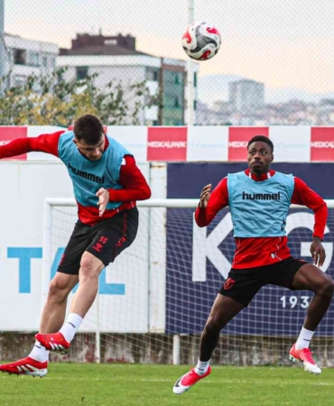 samsunspor-galatasaray-deplasmaninda-3-puan-hedefliyor-35dRq9Zx.jpg