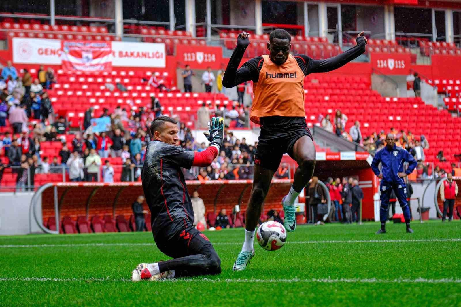 samsunspor goztepe hazirliklarini cocuk taraftarlarin destegiyle tamamladi 5 3Js7c2tb