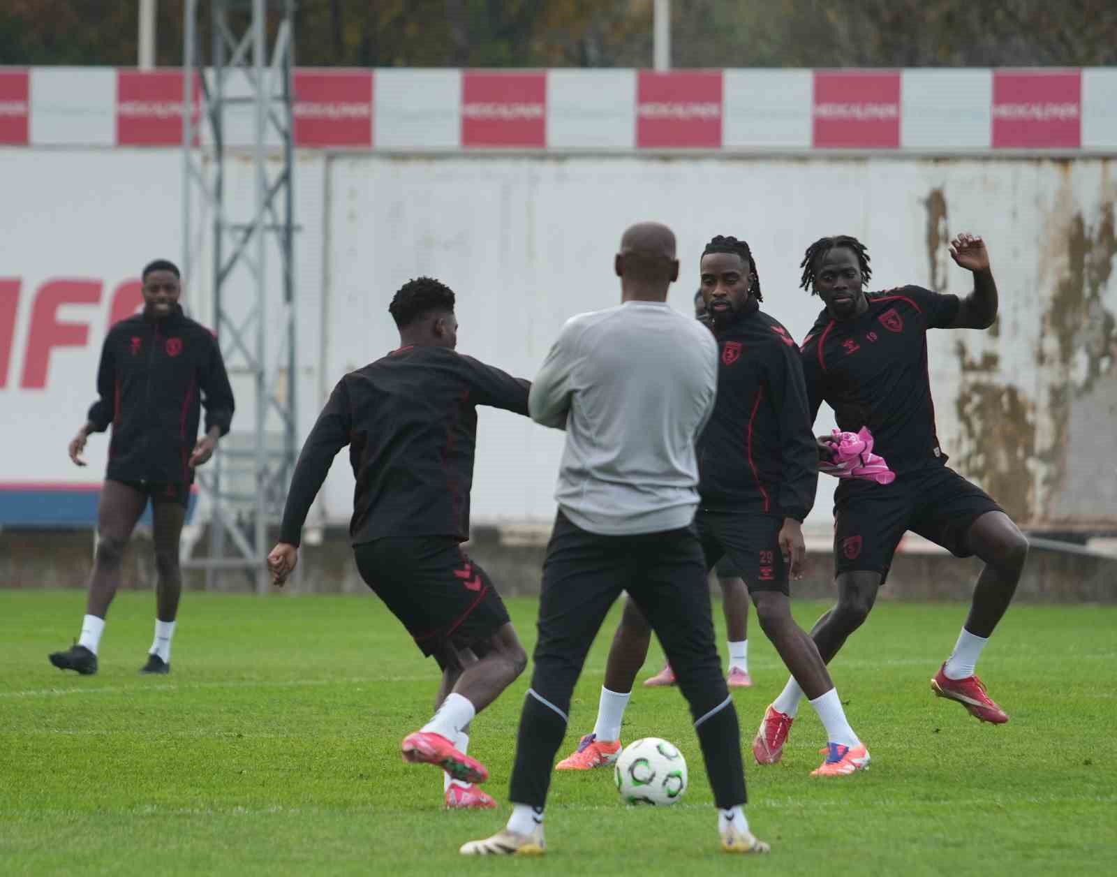 samsunspor hamrun spartans maci hazirliklarini tamamladi 3 q7szccn9