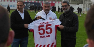 samsunspor-hamrun-spartans-maci-hazirliklarini-tamamladi-tp6eRAin.jpg