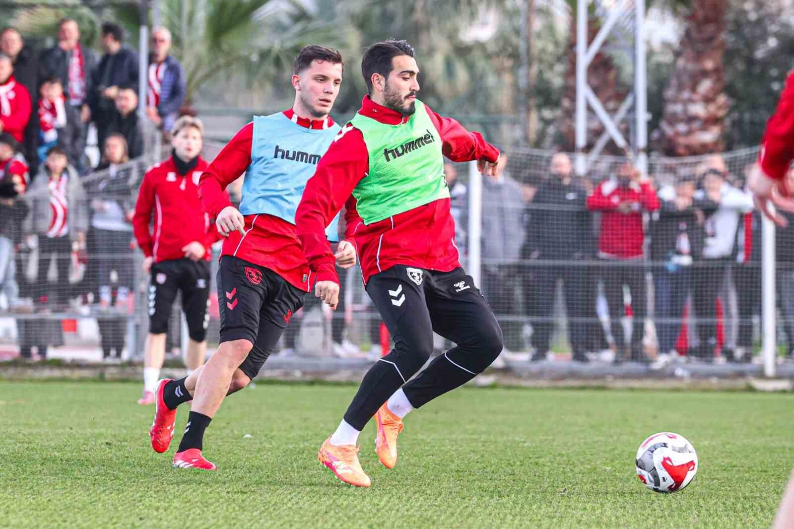 Samsunspor, Karadeniz derbisinden galibiyetle ayrılmak istiyor 5 samsunspor karadeniz derbisinden galibiyetle ayrilmak istiyor 1