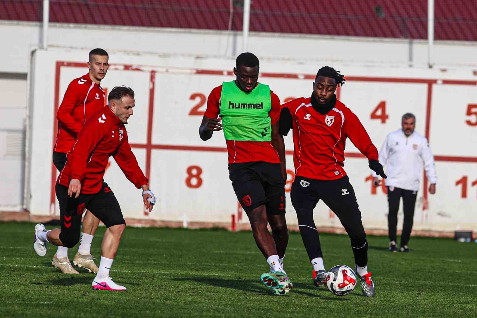 Samsunspor, Karadeniz derbisinden galibiyetle ayrılmak istiyor 9 samsunspor karadeniz derbisinden galibiyetle ayrilmak istiyor 5 f3T4gf29