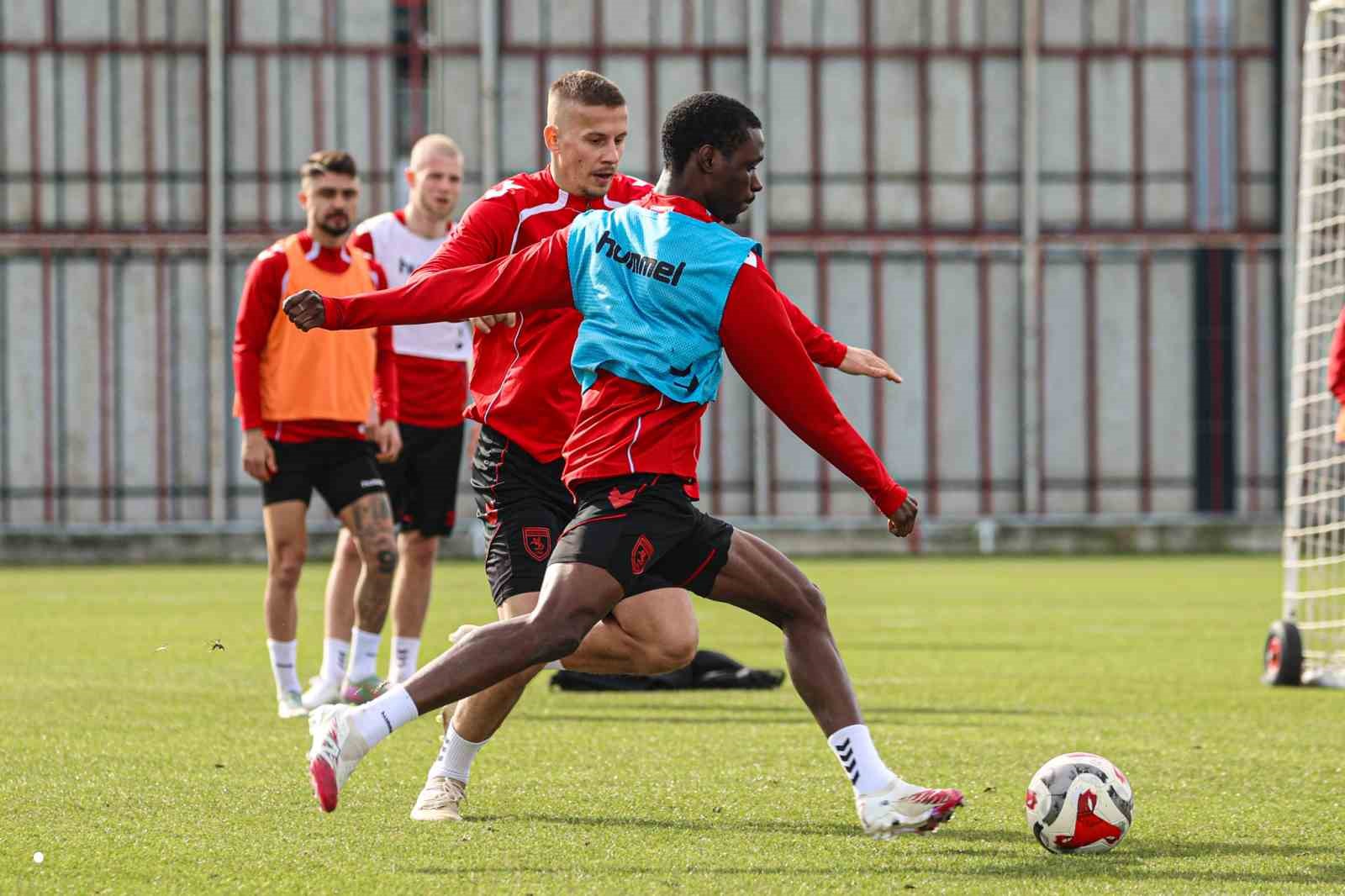samsunspor kasimpasa maci icin istanbula gitti 5 r9ZLNX7C