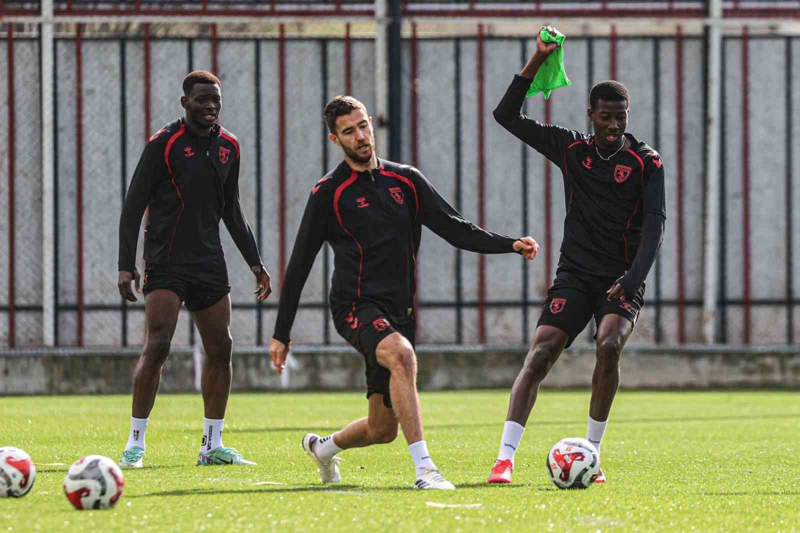 samsunspor konyaspor engelini kayipsiz gecmek istiyor 2 qJw4A2pF