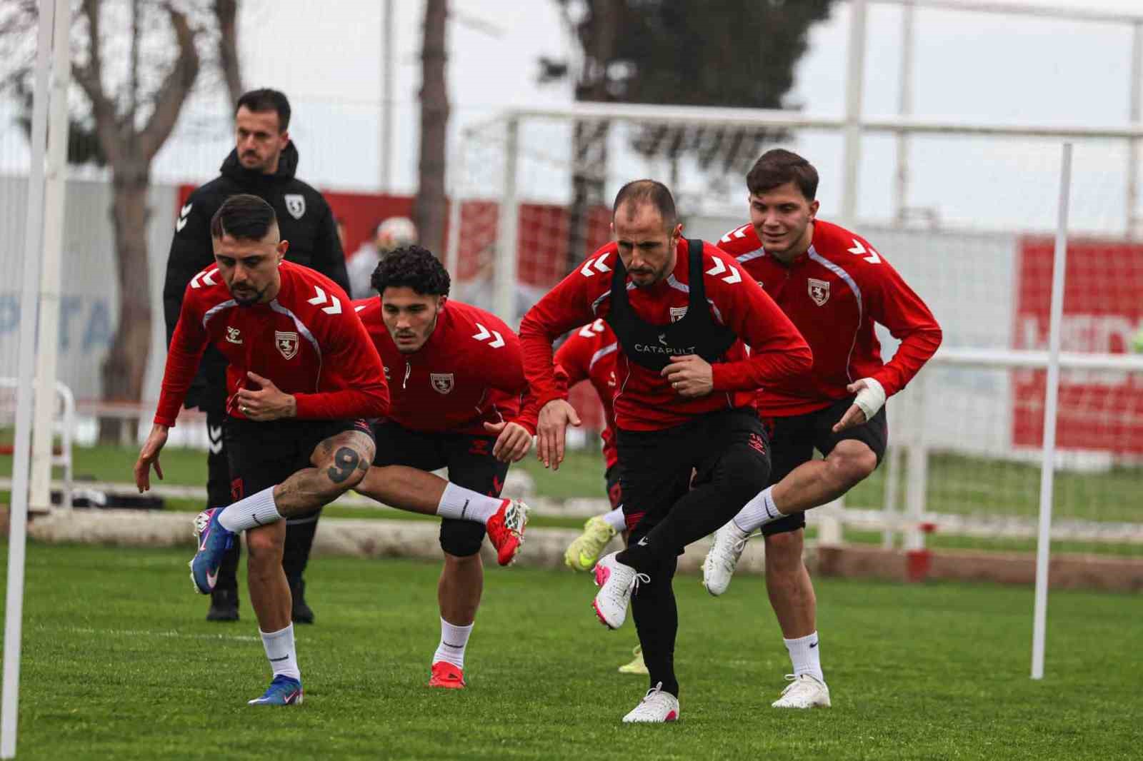 samsunspor konyaspor maci hazirliklarina basladi 2 IyORSMjn