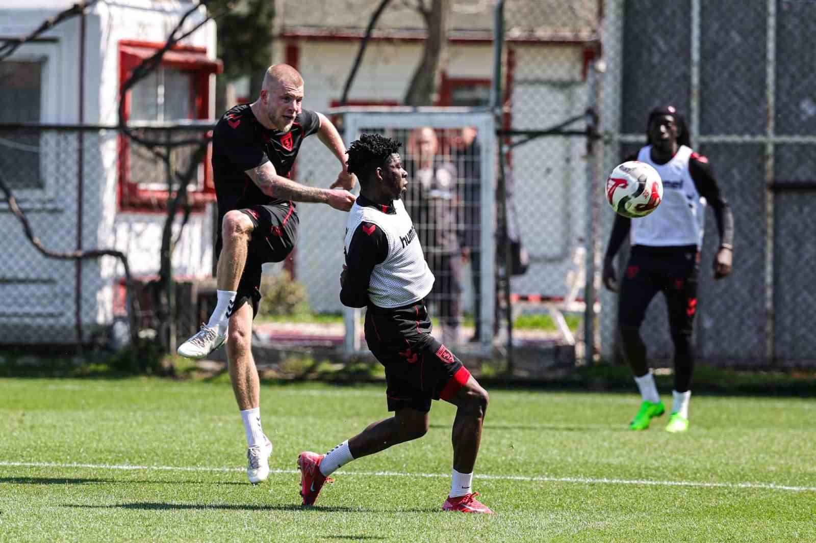 samsunspor konyaspor maci hazirliklarina devam ediyor 5 OrDiLFb3