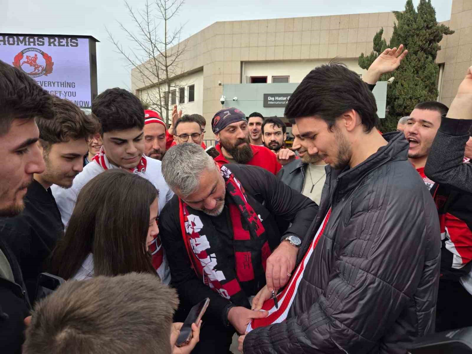 samsunspor taraftarlarindan thomas reise duygusal veda 7 PDfJ3aLP