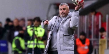 samsunspor-teknik-direktoru-reis-ilk-yari-bizim-adimiza-basarili-gecti-6i3qx4hF.jpg