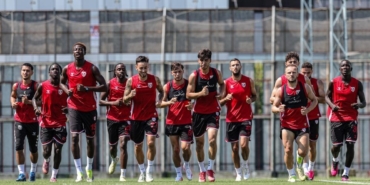 samsunspor-yeni-sezon-kampinin-ikinci-etabini-hollandada-yapacak-wCaF5B1w.jpg