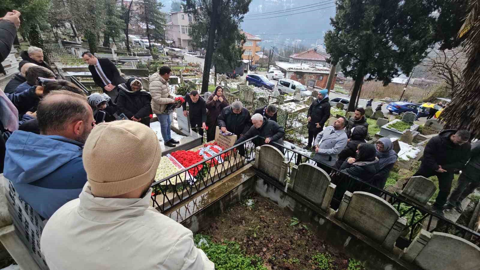 samsunsporlu eski futbolcu muzaffer badalioglu zonguldakta anildi 1 ebZlpViB