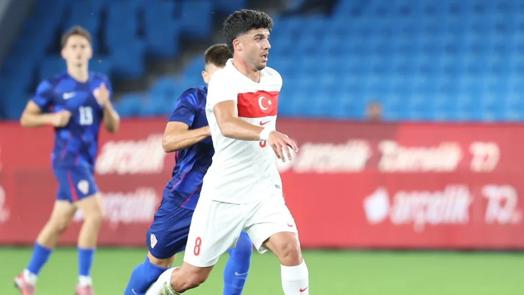 samsunsporlu futbolcu eyup aydin trafik kazasi gecirdi imnp