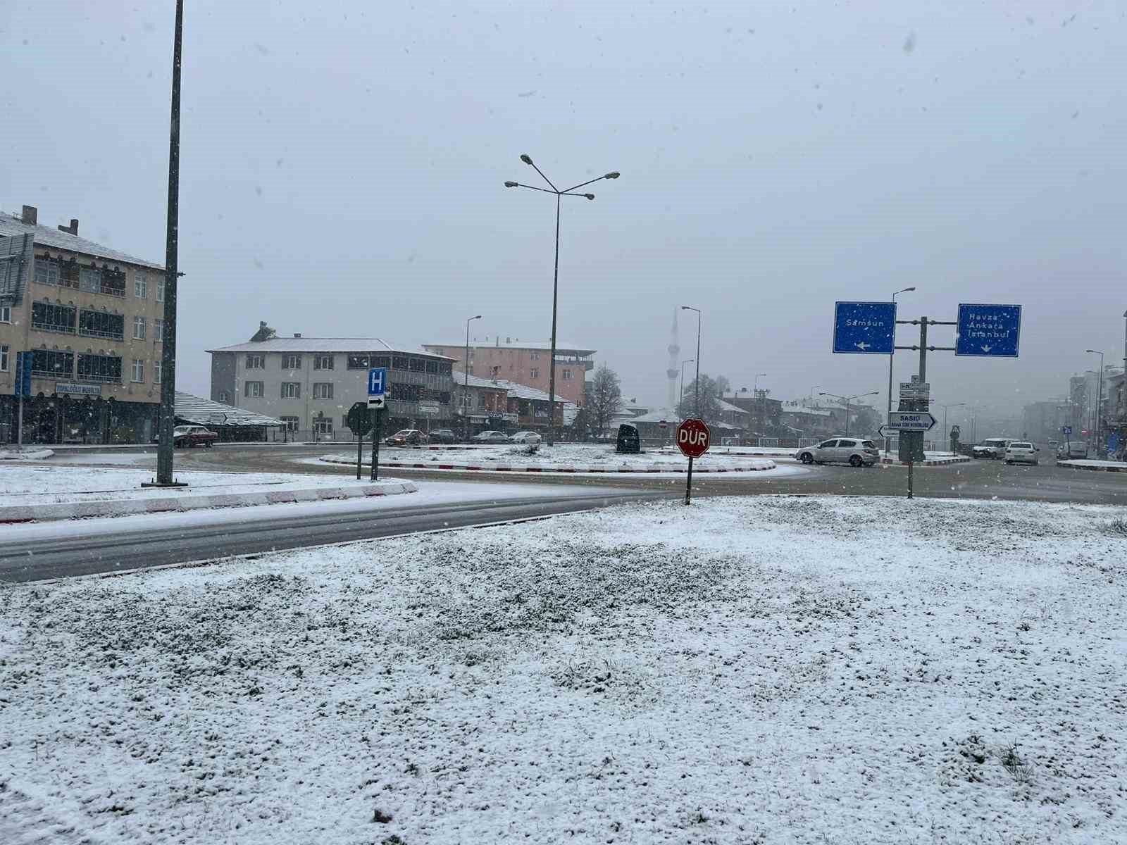 samsunun kavak ilcesi beyaza burundu 5 K7GXN818