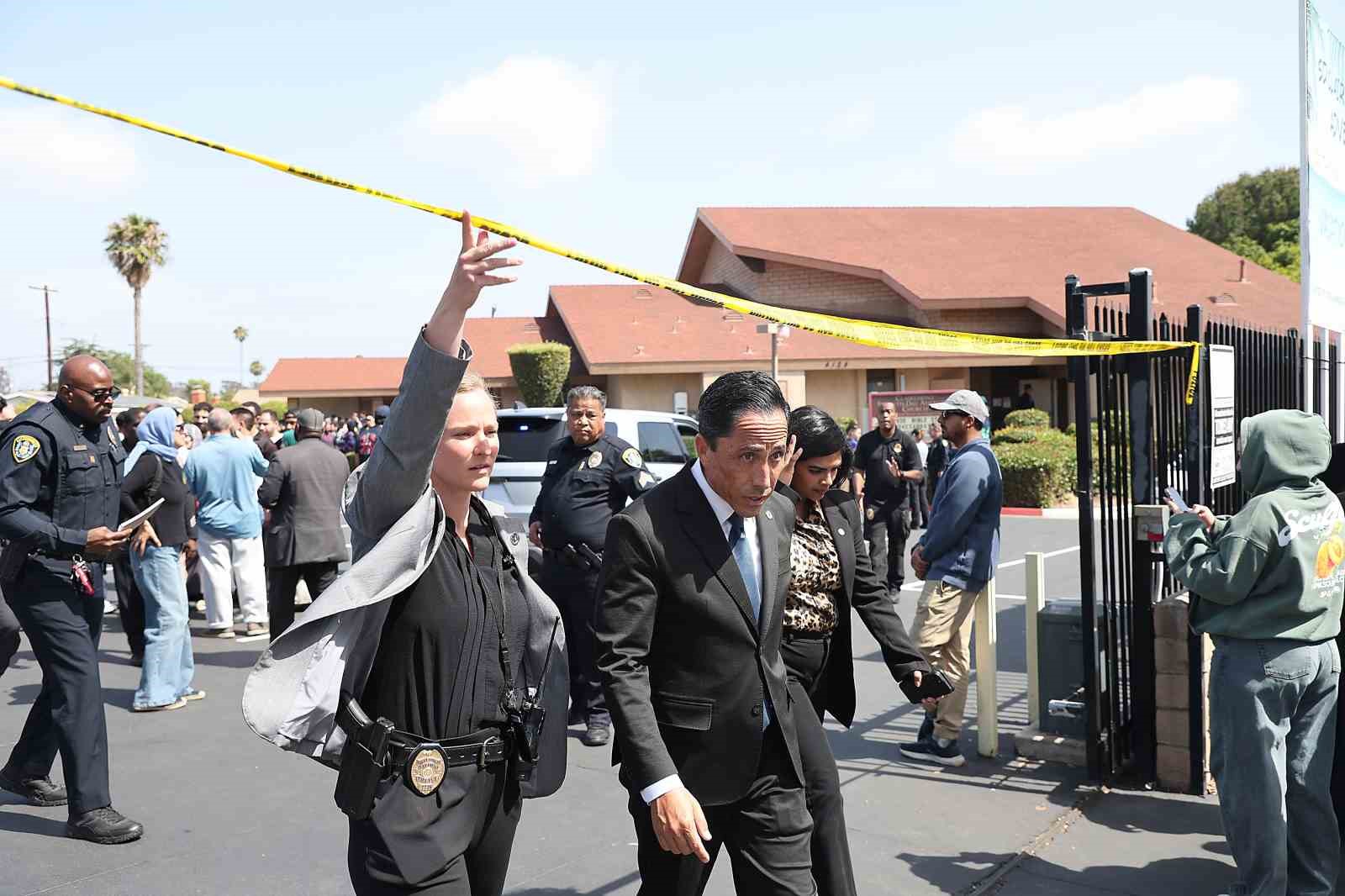 san diego islam merkezindeki silahli saldirida 3 kisi oldu 0 XFyqklZh
