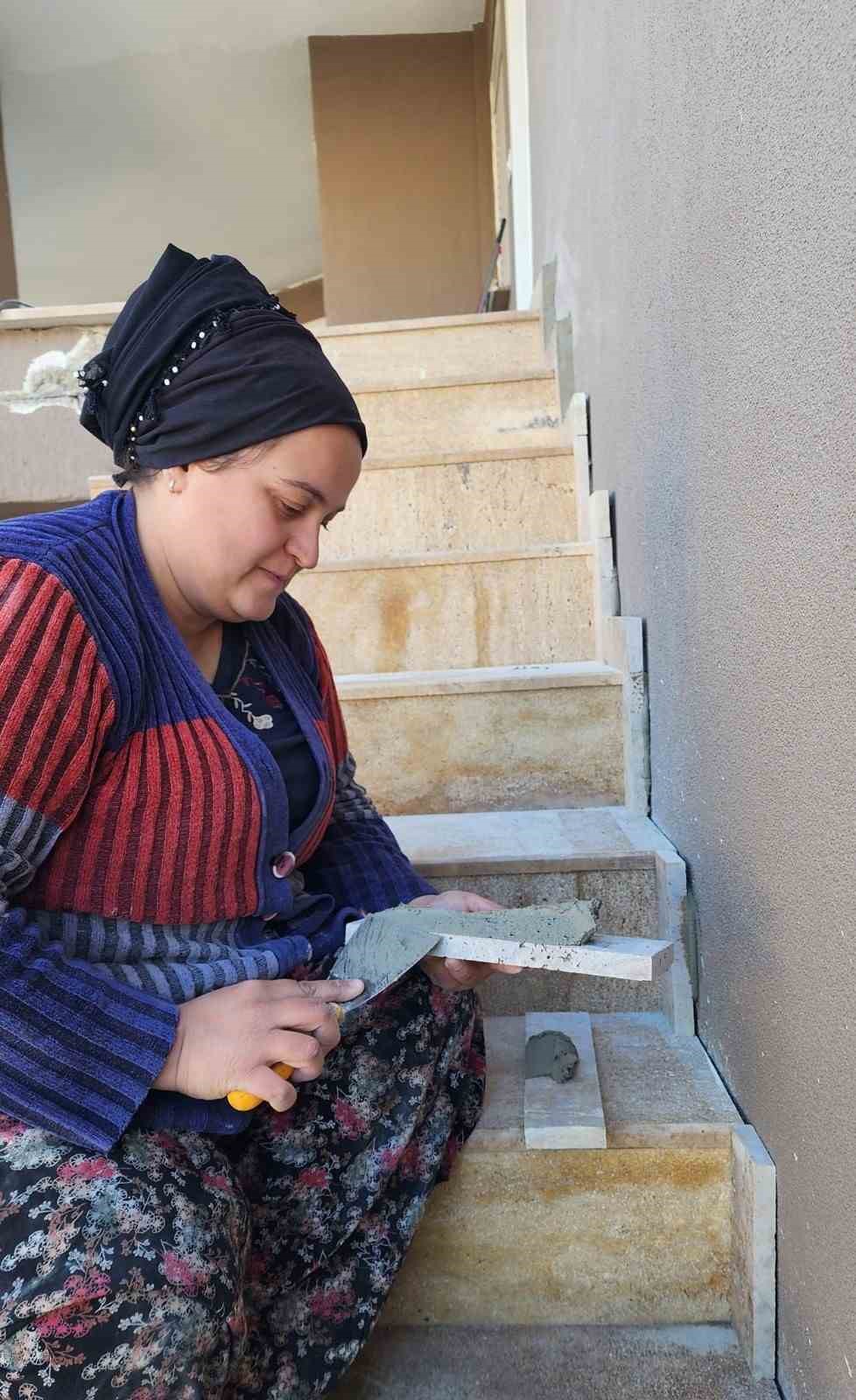 sanal alemde baslayan ask mermer atolyesinde omuz omuza hayat mucadelesine donustu 2 hO81bpi6