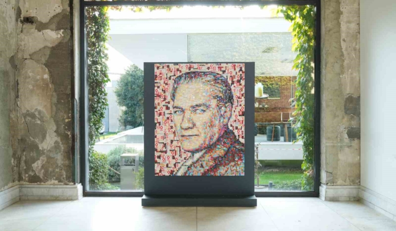 sanatci-deniz-sagdictan-espressolab-malzemeleriyle-ileri-donusum-ataturk-portresi-hyVaCaKa.jpg