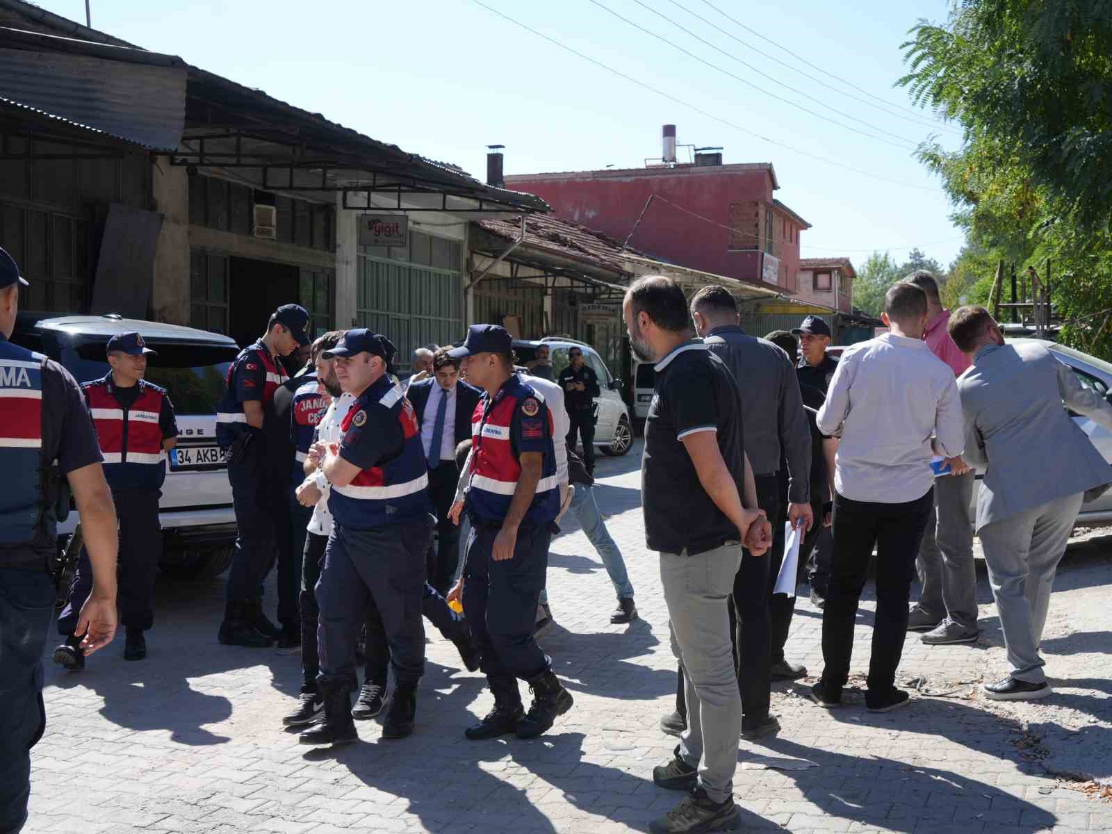 sanayi sitesindeki cinayette iki kardese 16 yil ve 23 yil hapis cezasi 7 DrN14PA9