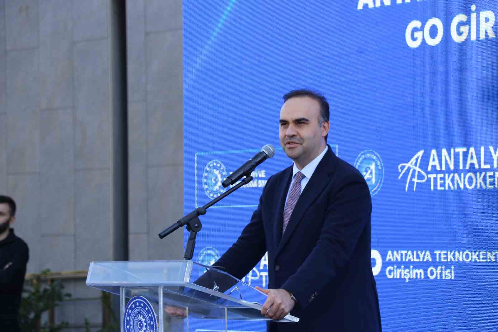 sanayi ve teknoloji bakani kacir 120 milyar liralik yatirimi harekete gecirdik 1 edPCiJWt
