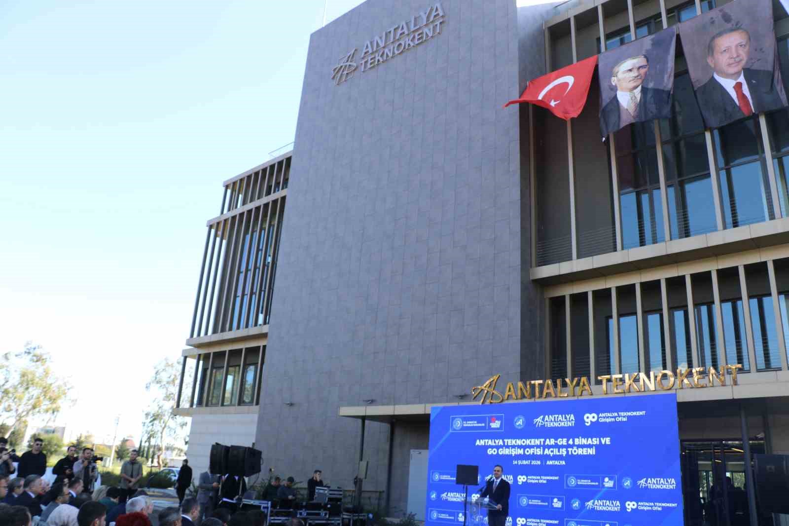 sanayi ve teknoloji bakani kacir 120 milyar liralik yatirimi harekete gecirdik 6 Hs9DJV5L